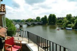 Serviced Accommodation, Richmond Upon Thames, Surrey
