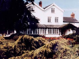 Higher Huxley Hall, Cheshire