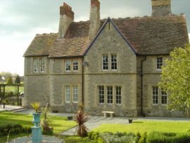 Leylandii House, Hereford, Herefordshire