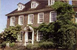 Hooke Hall, Sussex