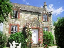 Spire Cottage, Chichester, Somerset