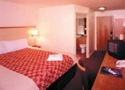 Premier Inn London Kensington (Earls Court), Kensington, London