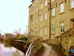 Waterfront Lodge, Huddersfield, West Yorkshire