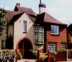 Oriel Lodge Holiday Apartments