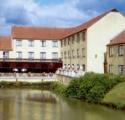 Waterside Hotel