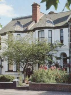 Cambridge Villa Hotel, Warwick, Warwickshire