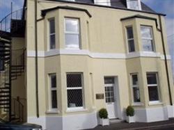 Cambridge House & Lodge 24, Torpoint, Cornwall