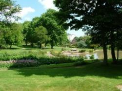 Pines Garden & The Pines Visitor Centre and Museum